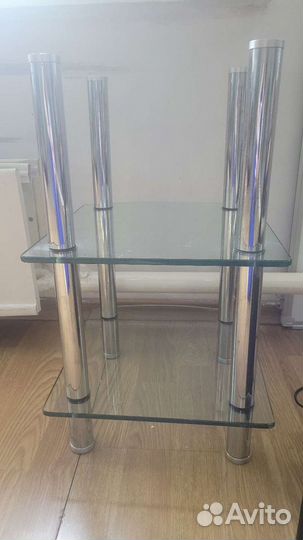 Стеклянная тумба