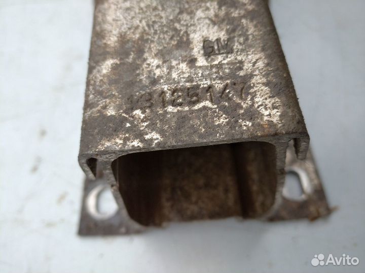 Усилитель заднего бампера Opel Astra H