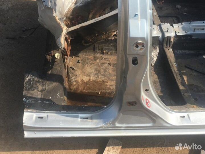 Порог правый Mazda 6 Gg седан 1.8 L8 2004