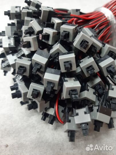 Кнопка включения компьютера PWR Button