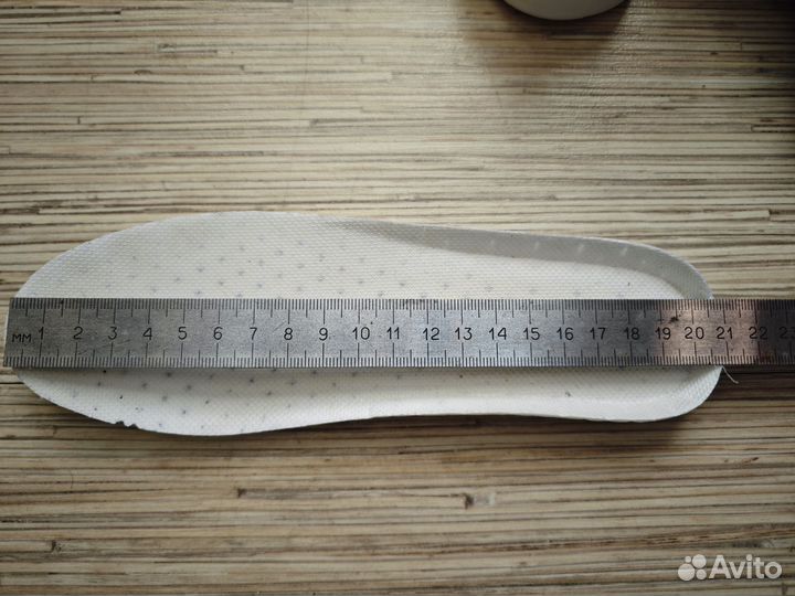 Кроссовки детские