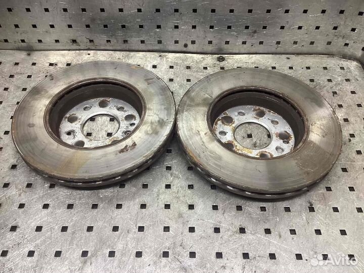 Диск тормозной передний Mercedes-Benz C-Class