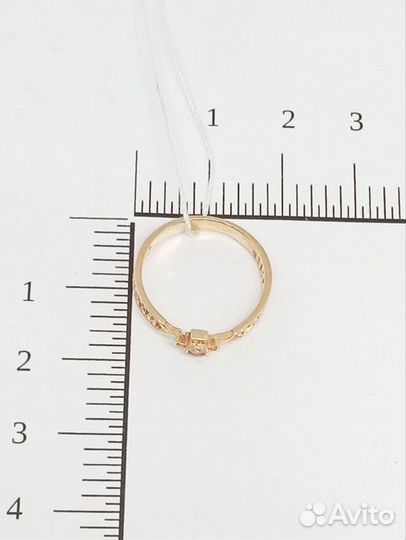 Золотое кольцо с фианитом 16р