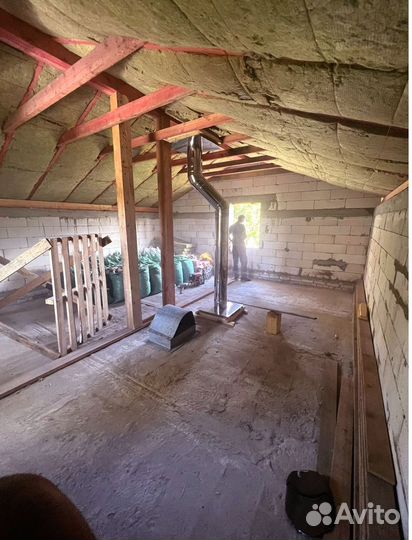 Бригада строителей