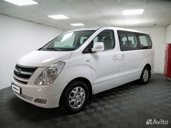 Hyundai Grand Starex 2.5 AT, 2009, 187 236 км