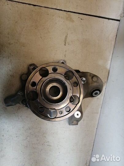 Ступица задняя левая Mercedes Glc X253 2015