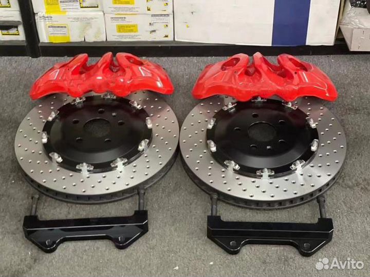 Тюнинг тормоза Mercedes GL X166 Brembo M6 перед