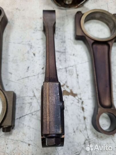 Шатун Jeep 4.7 H.O