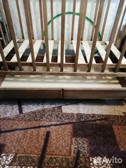 Детская кроватка