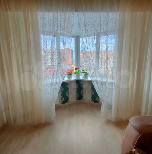 2-к. квартира, 56 м², 4/9 эт.