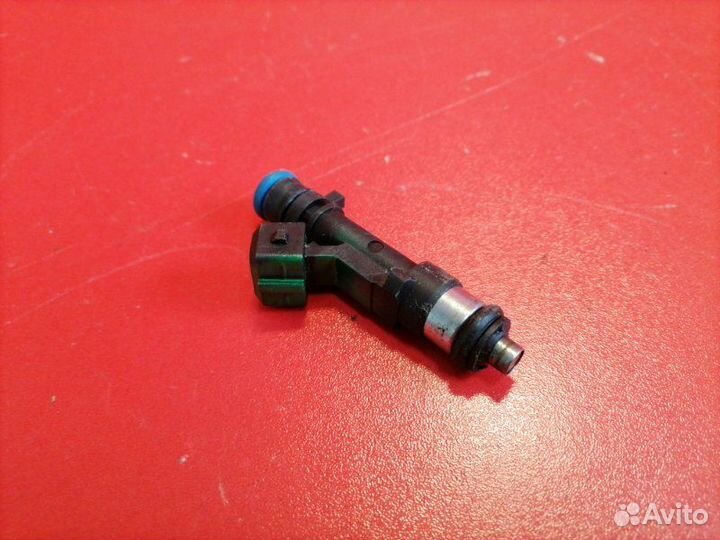 Форсунка Renault Sandero 5S K7M 2015