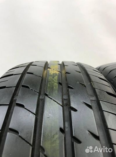 Dunlop Enasave RV504 215/60 R16 95H