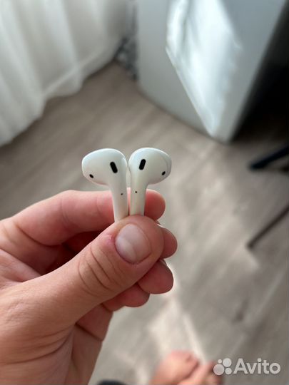 Беспроводные наушники Apple AirPods 1