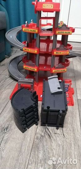 Парковка для машинок 