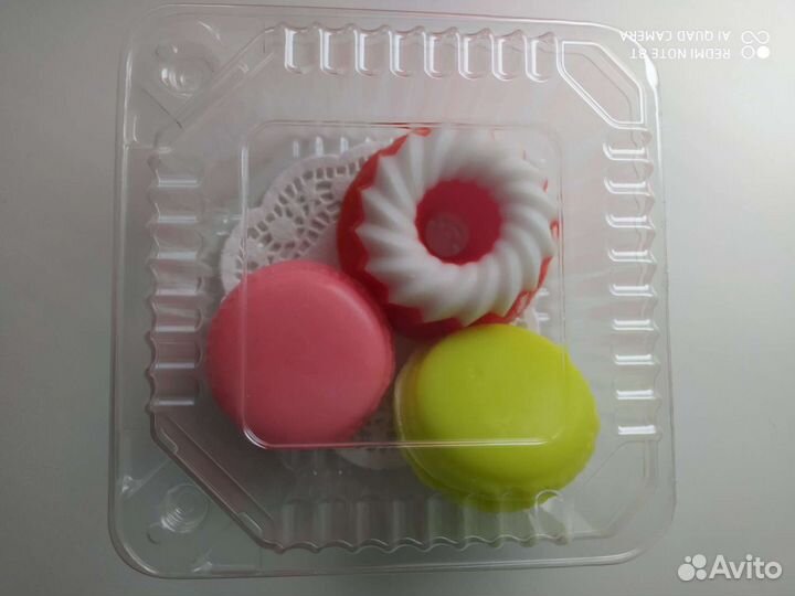 Набор мыла ручной работы в корзине