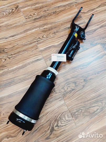 Пневмостойка передняя Мерседес-бенз ML A1643206013