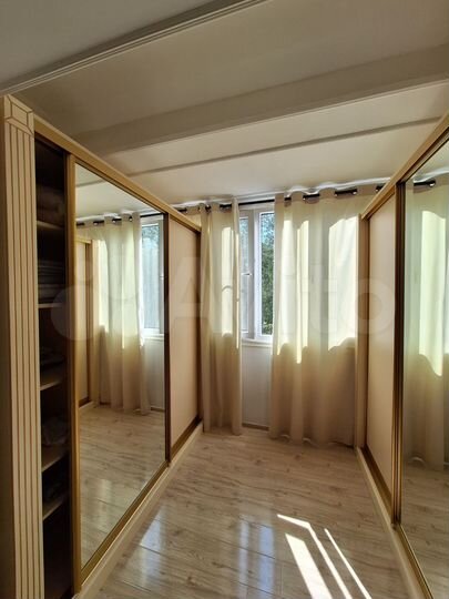 2-к. квартира, 60 м², 2/5 эт.