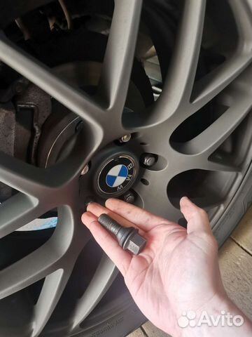 Колёсные болты BMW