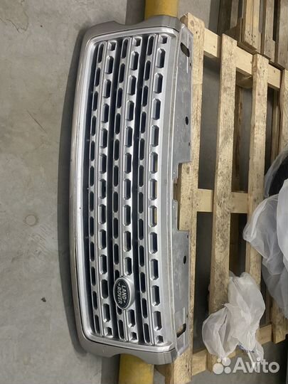 Решетка радиатора range rover vogue
