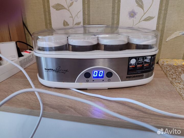 Йогуртница redmond RYM-5401-Е