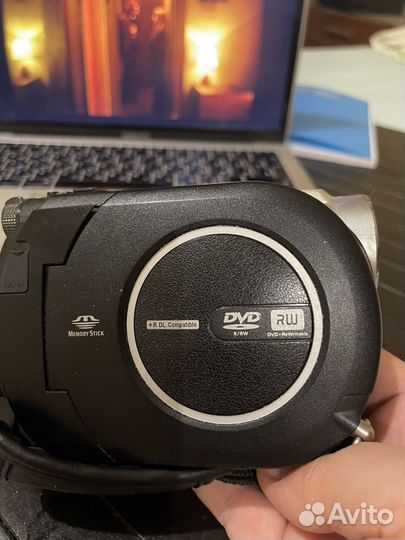 Видеокамера sony