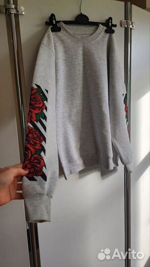 Спортивный костюм женский новый s 42