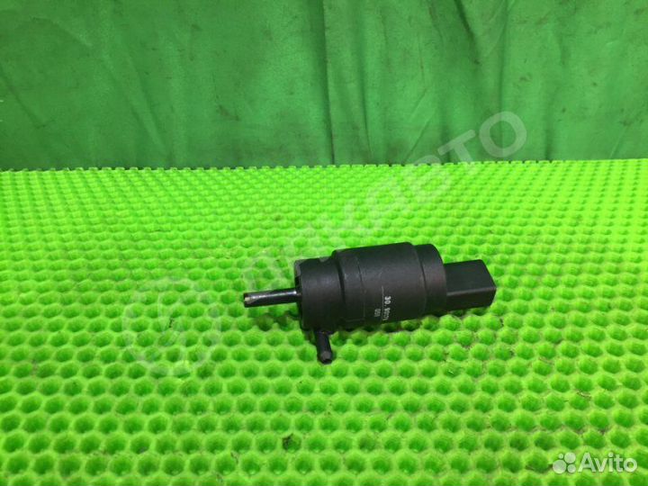 Моторчик омывателя лобового стекла Mercedes-Benz E