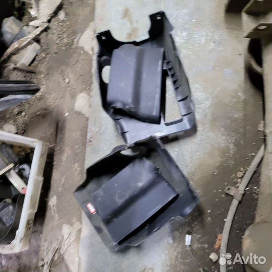 Подрулевой пластик на лиман х50