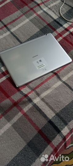 Планшет Huawei mediapad t3 10