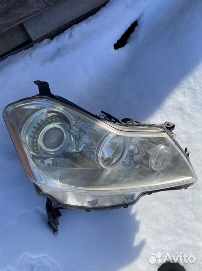 Фара nissan fuga