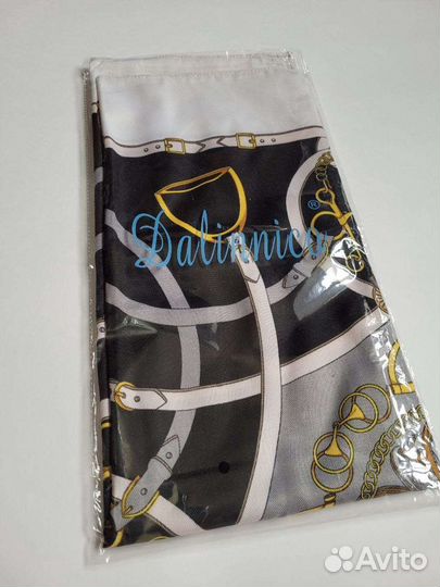 Платок атласный. Размер: 90х90