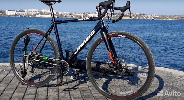 Jamis gravel cyclocross(sram rival 1x11)