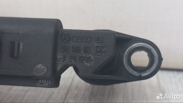 Датчик положения распредвала Volkswagen Touareg 1