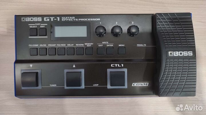 Гитарный процессор Boss GT-1