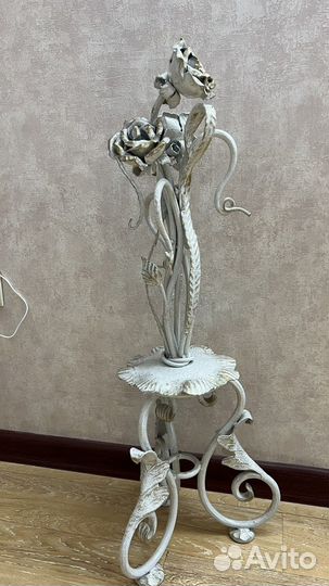 Кованные цветы для интерьера