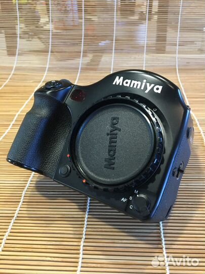 Плёночная тушка Mamiya 645AF