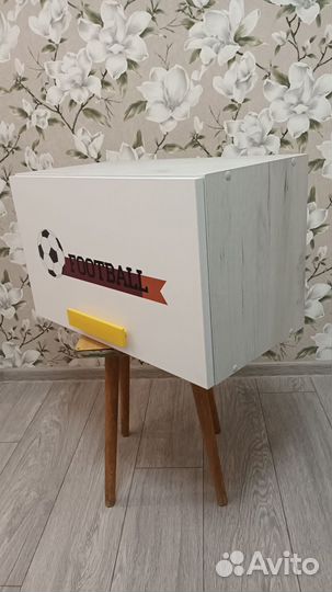 Угловой письменный стол