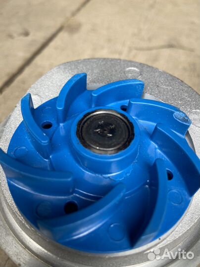 Водяная помпа Chevrolet SKF