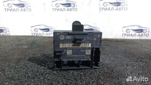 Блок управления дверьми передний левый Volkswagen