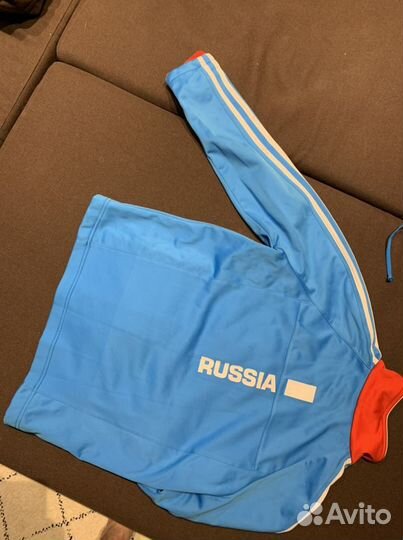 Спортивный разминочгый костюм Adidas