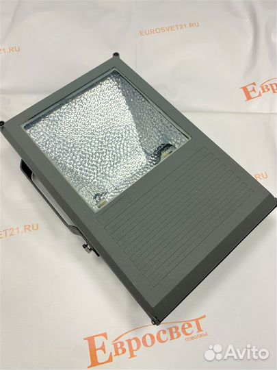 Прожектор уличный металлогалогенный