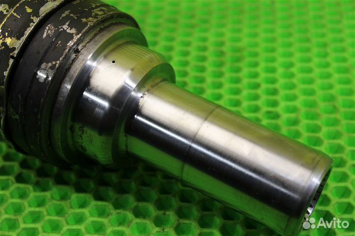 Карданный вал передний Mitsubishi Pajero V78W 4M41