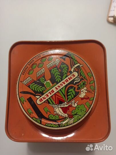 Чаи СССР в коробках и жестяной банке