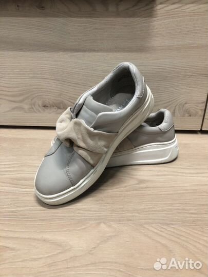 Обувь женская