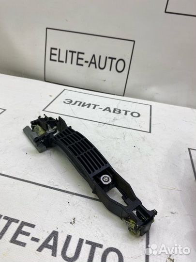 Ручка двери ответная часть задняя правая Mazda 6