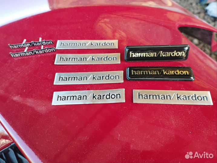 Эмблема harman kardon