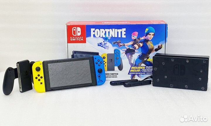 Nintendo Switch (rev 2) Fortnite 128 Gb hwfly В ко