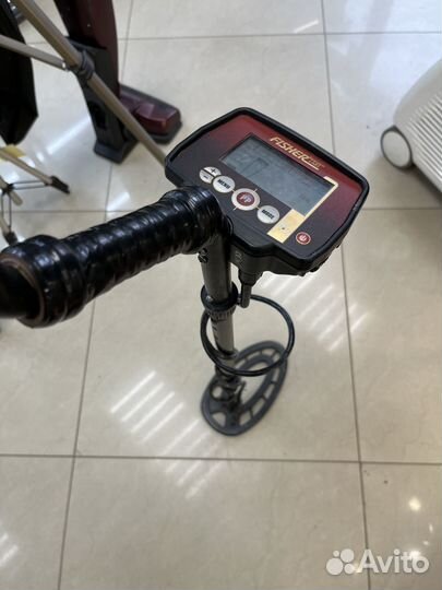 Металлоискатель fisher labs F22