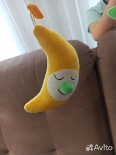 Мобиль на кроватку с мягкими игрушками