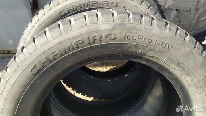 GT Radial Champiro IcePro SUV 230/60 R18